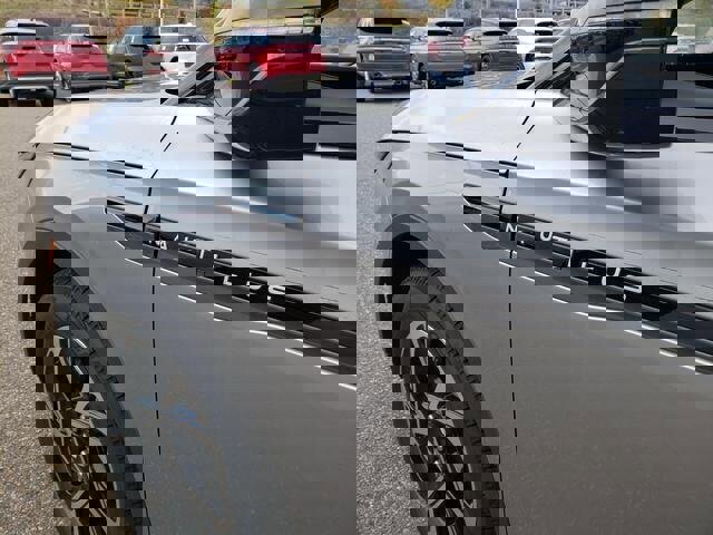 New 2026 Lincoln Nautilus Premier image 12