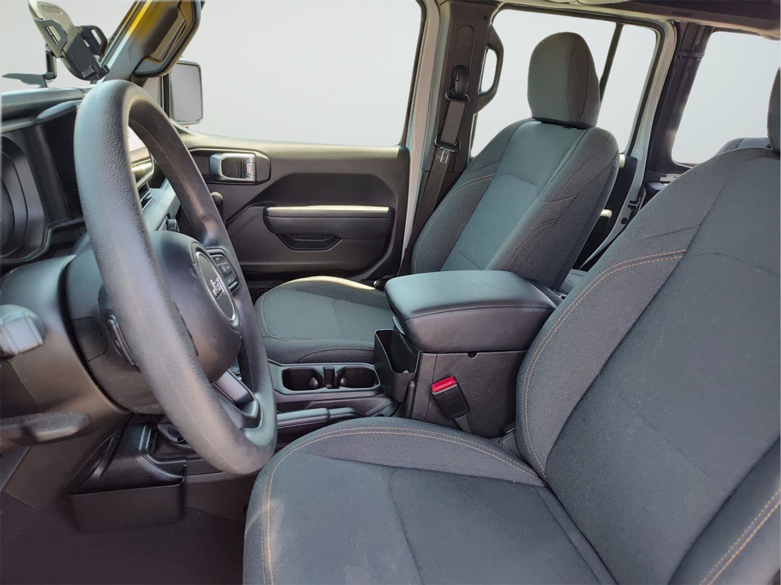Used 2024 Jeep Wrangler Unlimited Sport AWD/4WD image 9