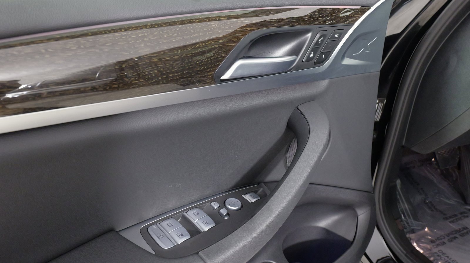 Used 2022 BMW X4 xDrive30i w/ Convenience Package image 31