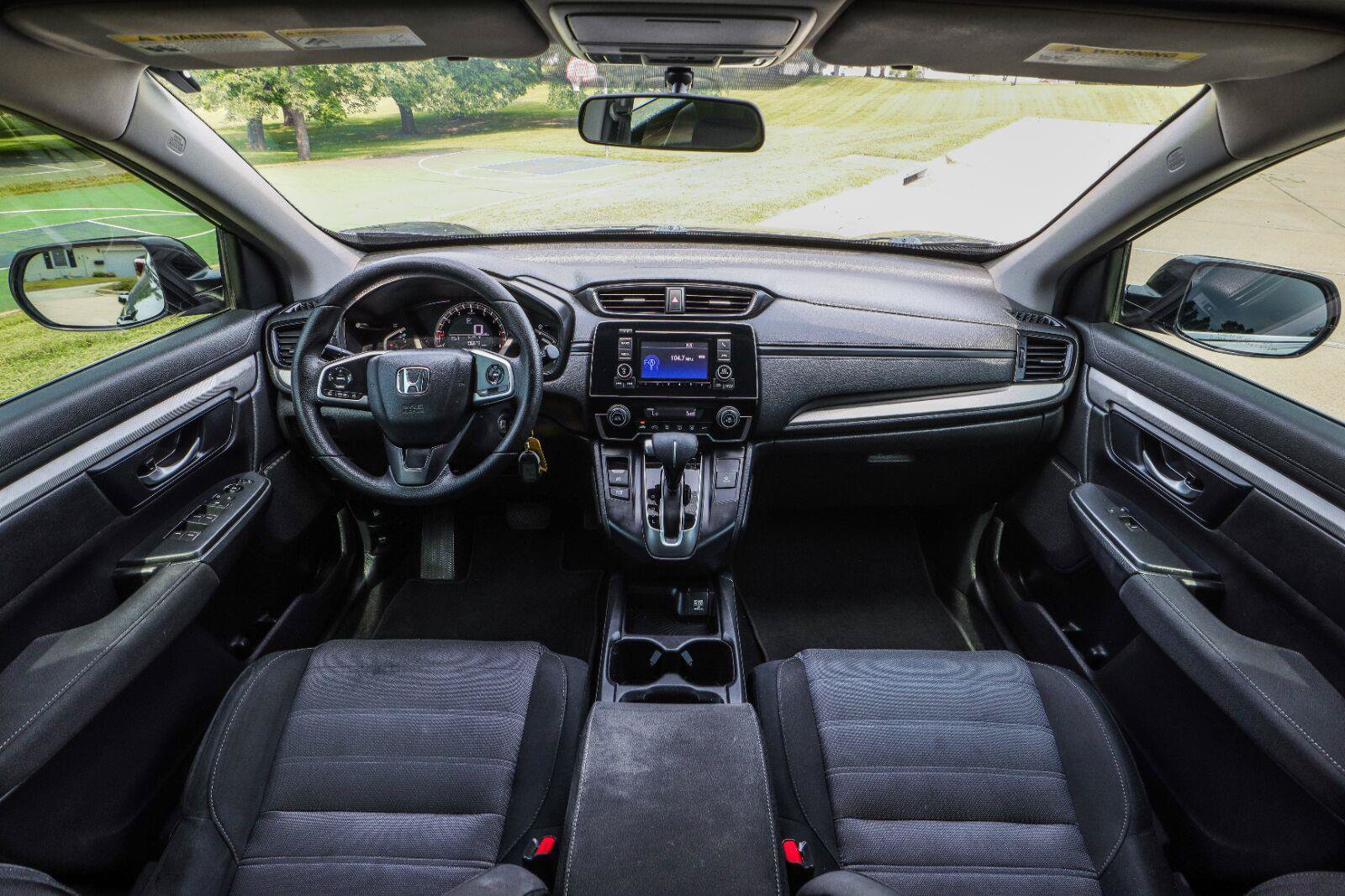 Used 2019 Honda CR-V LX image 2