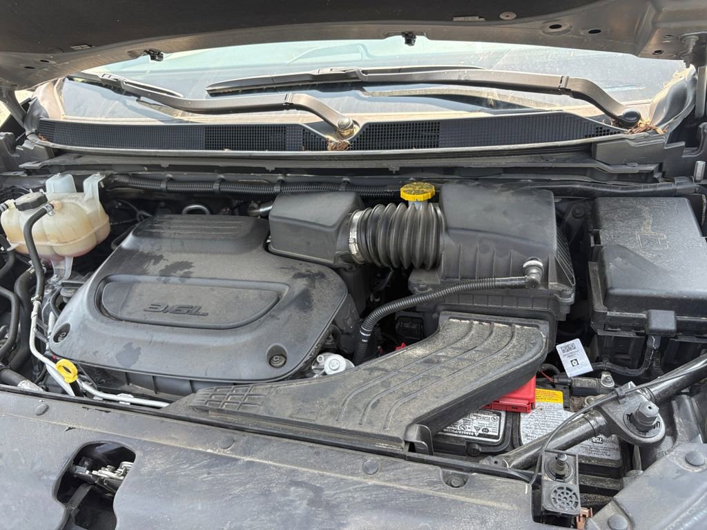 Certified 2023 Chrysler Pacifica Limited FWD image 24