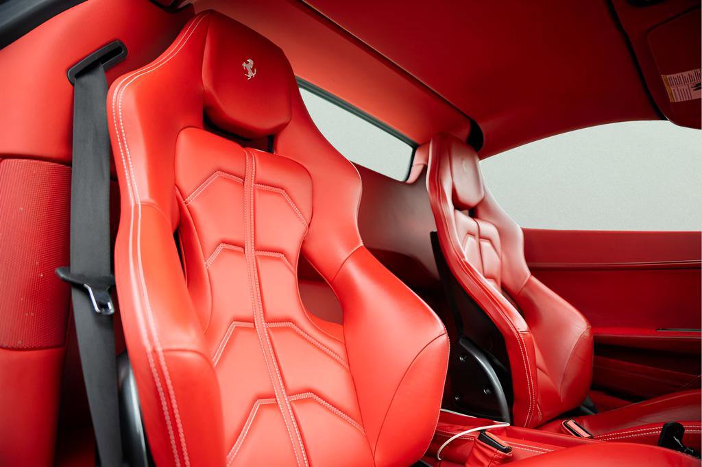 Used 2014 Ferrari 458 Spider RWD image 38