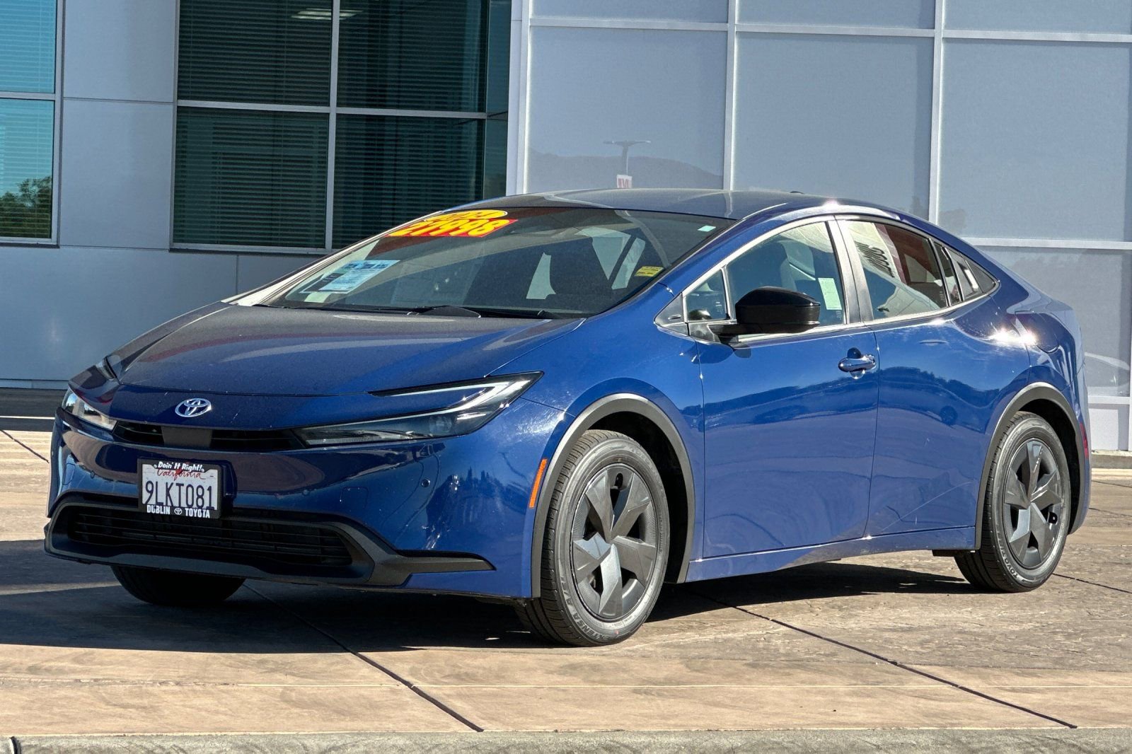 Used 2024 Toyota Prius LE image 8