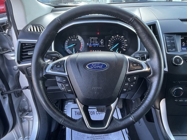 Used 2017 Ford Edge SEL image 30