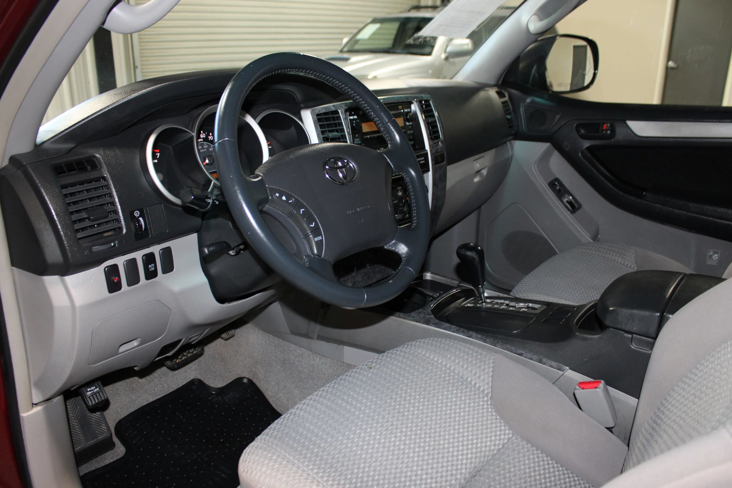 Used 2007 Toyota 4Runner Sport RWD image 20