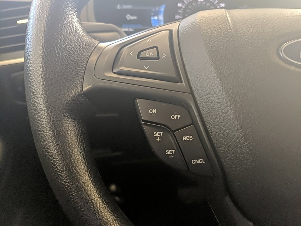 Used 2023 Ford Edge SEL image 13