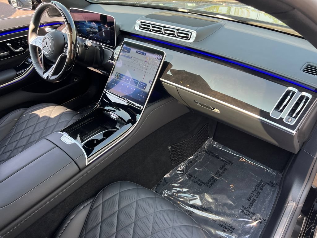Used 2024 Mercedes-Benz S 580 4MATIC Sedan w/ AMG Line image 26