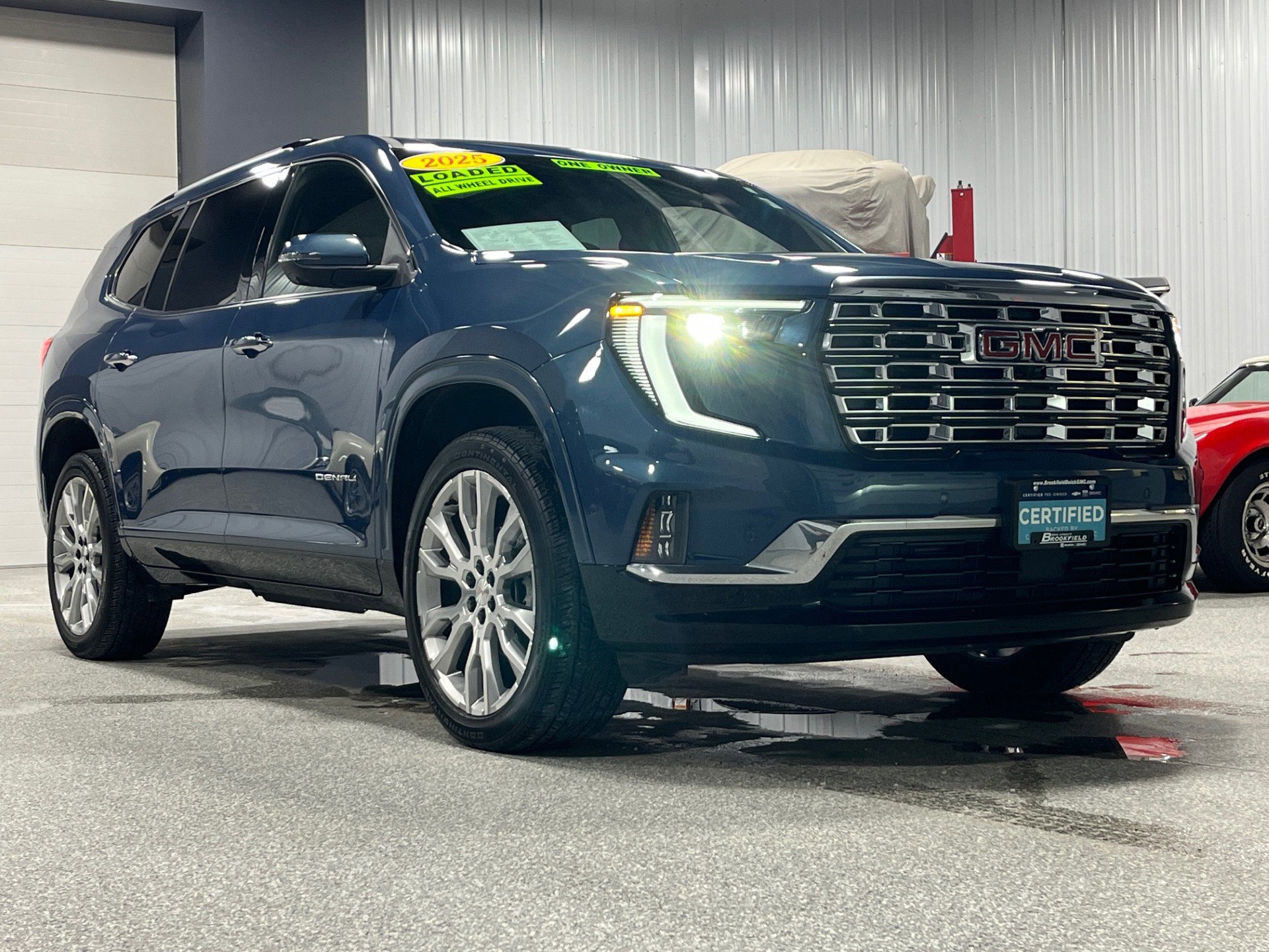 Certified 2025 GMC Acadia Denali w/ Super Cruise Package image 7