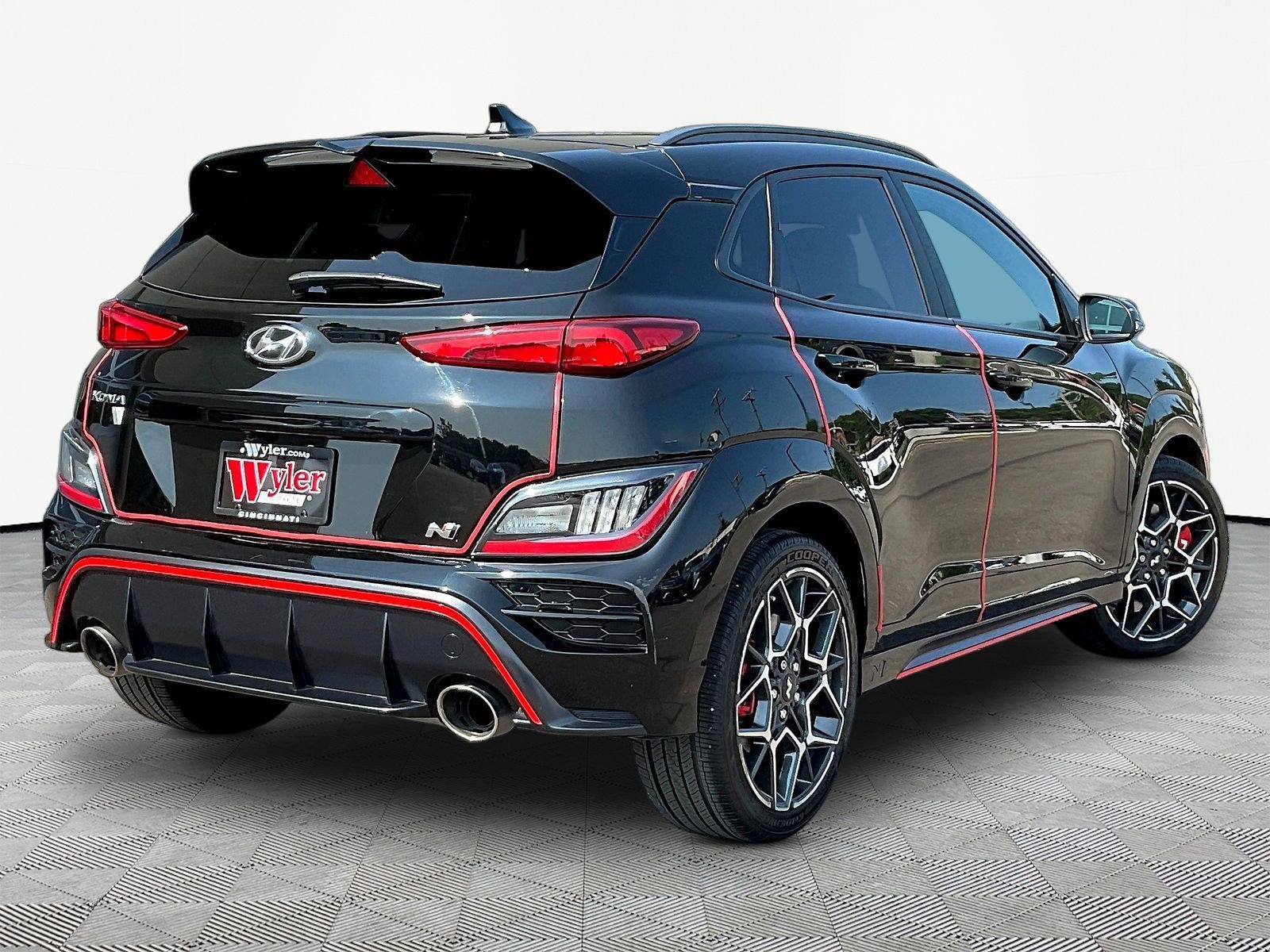 Certified 2022 Hyundai Kona N FWD image 6