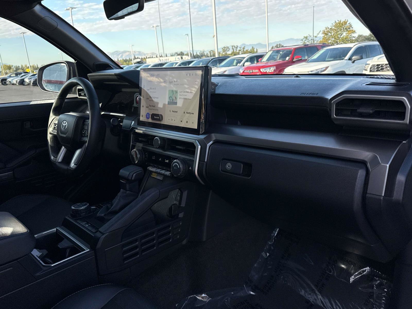 Used 2025 Toyota 4Runner TRD Off-Road Premium AWD/4WD image 18