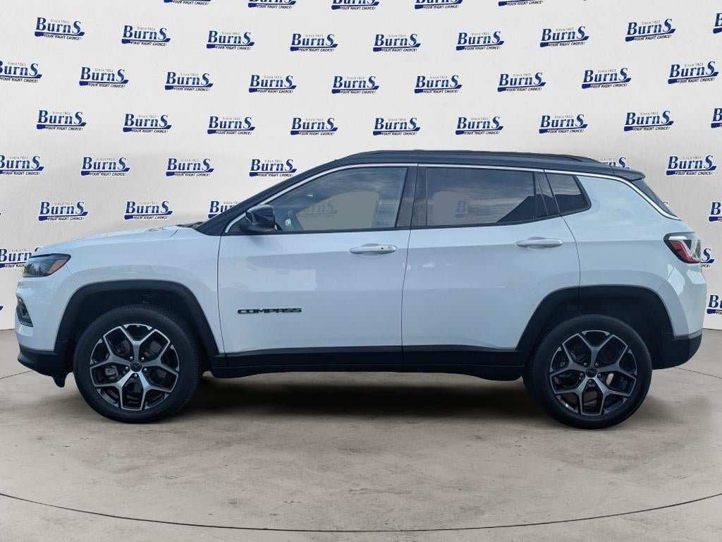 Used 2025 Jeep Compass Limited AWD/4WD image 5