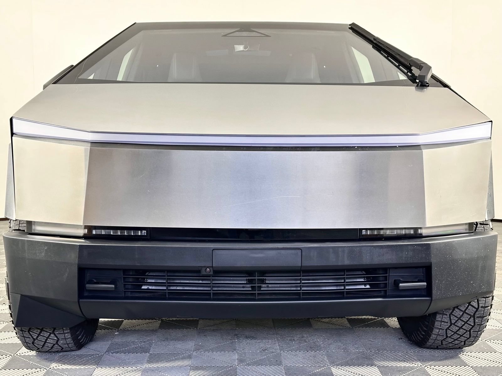 Used 2024 Tesla Cybertruck Cyberbeast AWD/4WD image 21