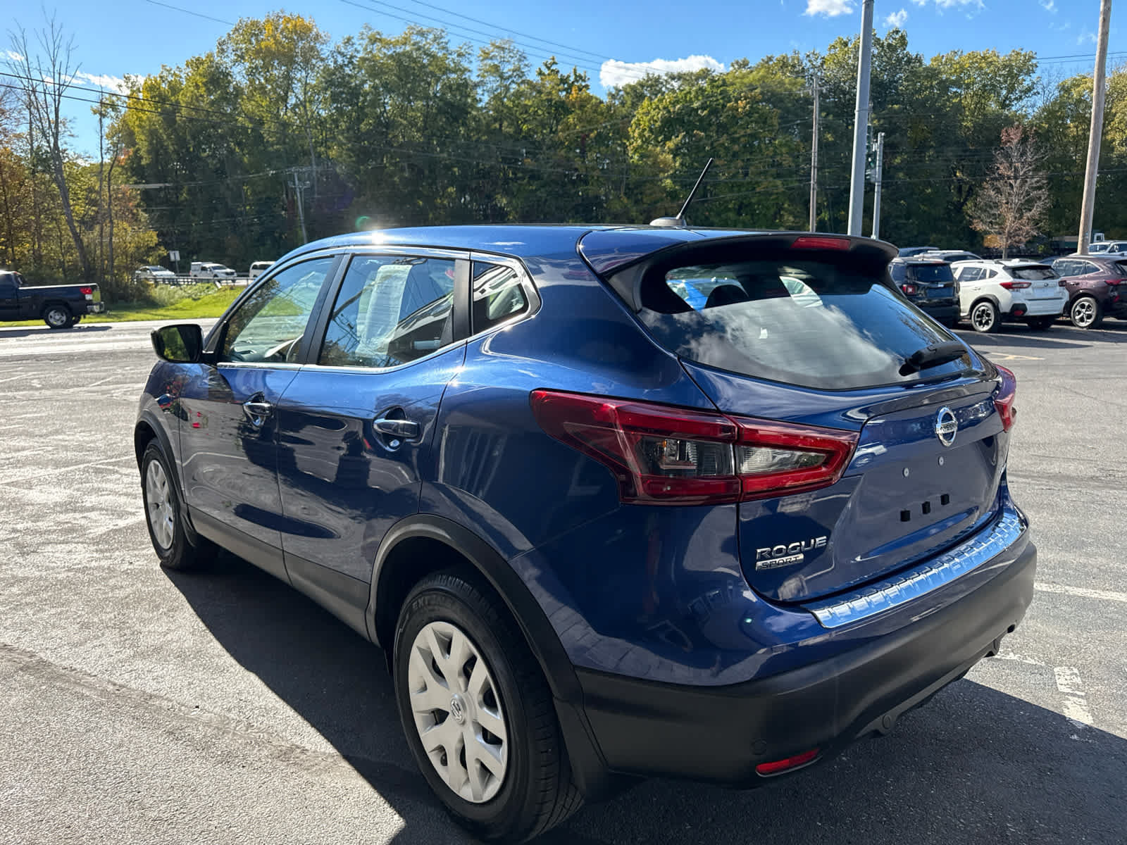 Used 2020 Nissan Rogue Sport S AWD/4WD image 28