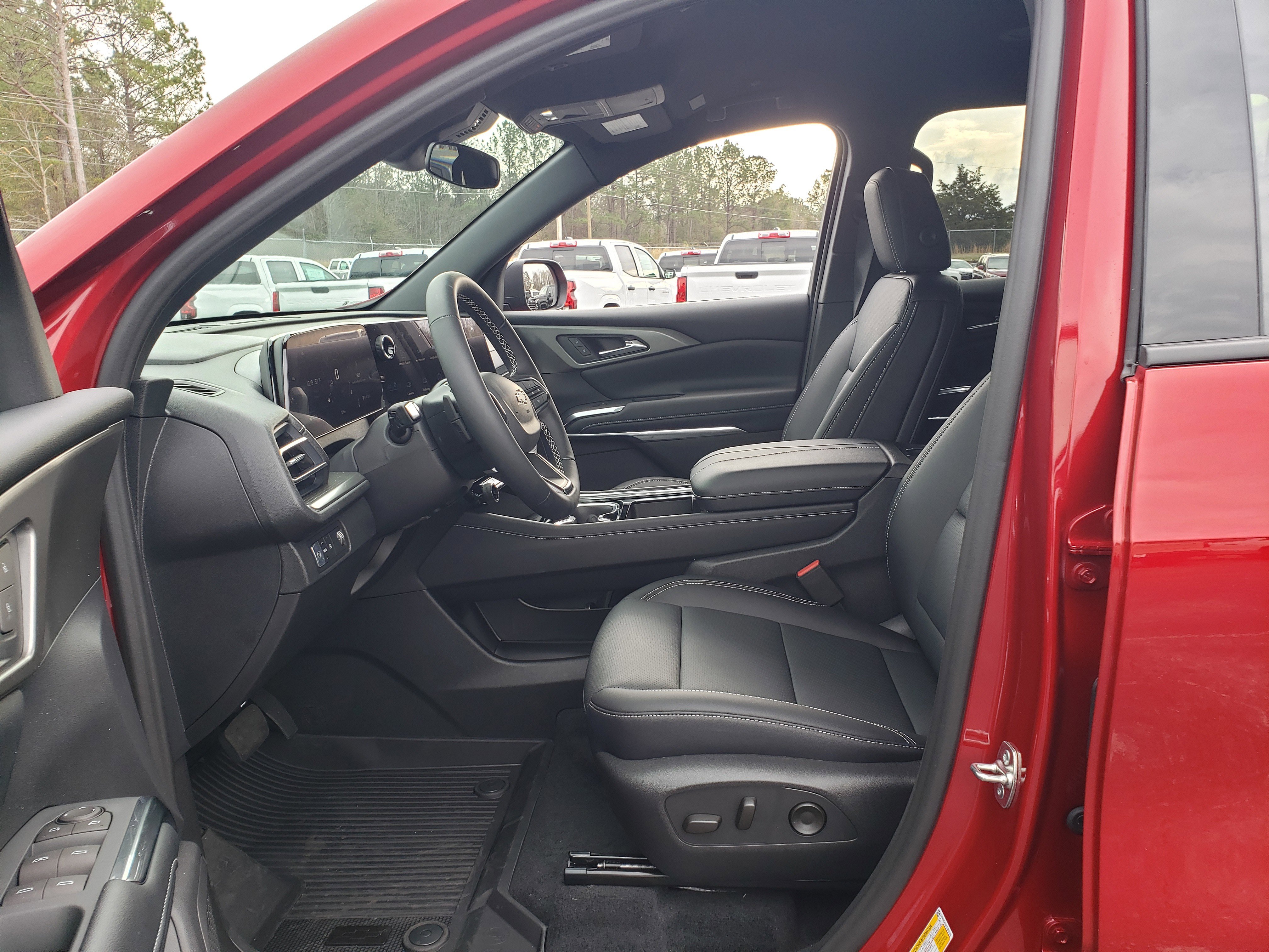 New 2026 Chevrolet Traverse LT w/ Midnight/Sport Edition image 32