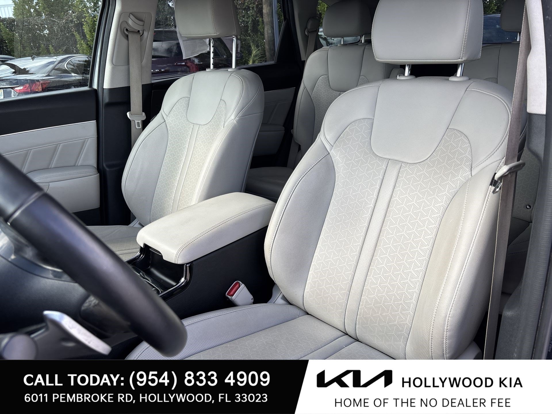 Used 2023 Kia Sorento SX Prestige w/ Panoramic Sunroof Package AWD/4WD image 13