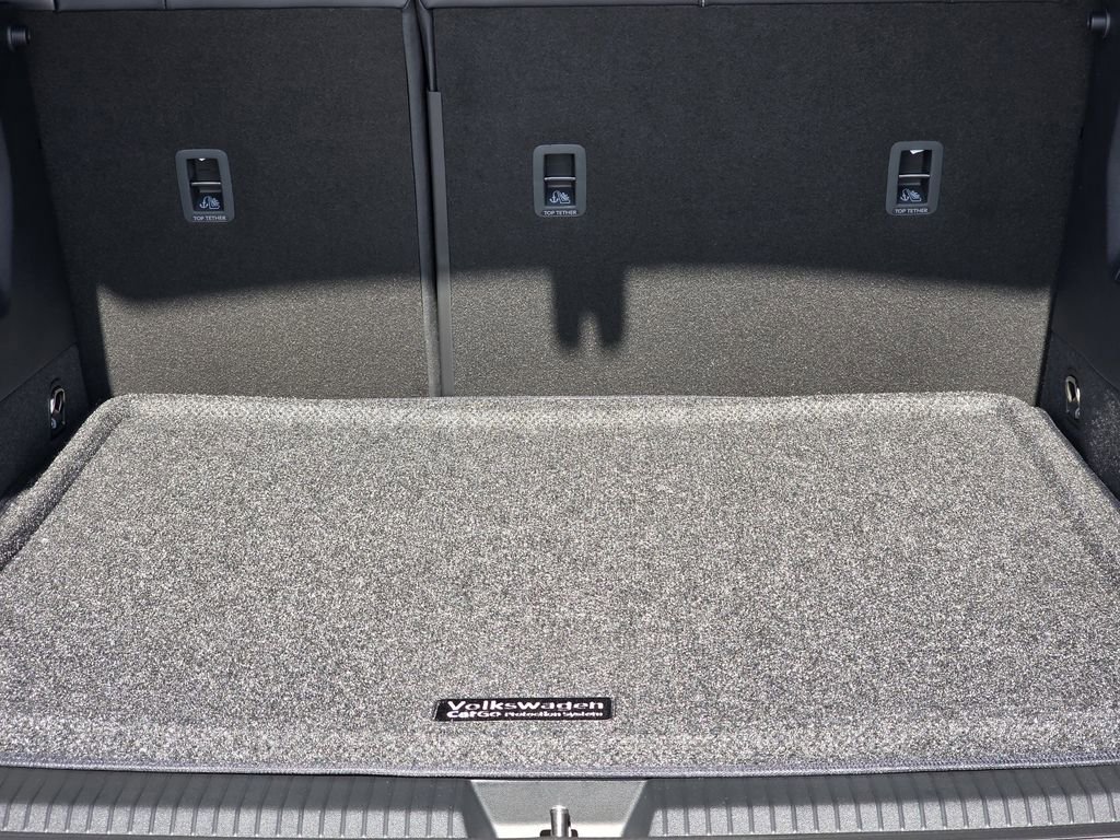 New 2026 Volkswagen Tiguan SE R-Line image 24