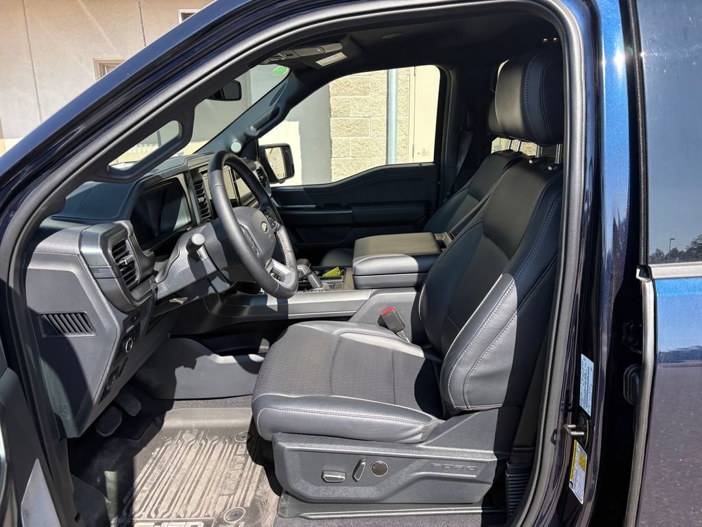 Certified 2025 Ford F150 Lariat w/ Equipment Group 502A High AWD/4WD image 18