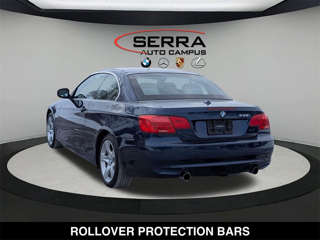 Used 2011 BMW 335i Convertible image 15