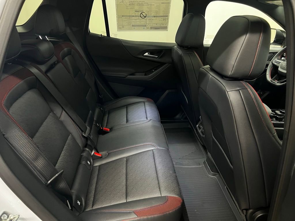 New 2026 Chevrolet Equinox RS w/ LPO, Floor Liner Package image 39