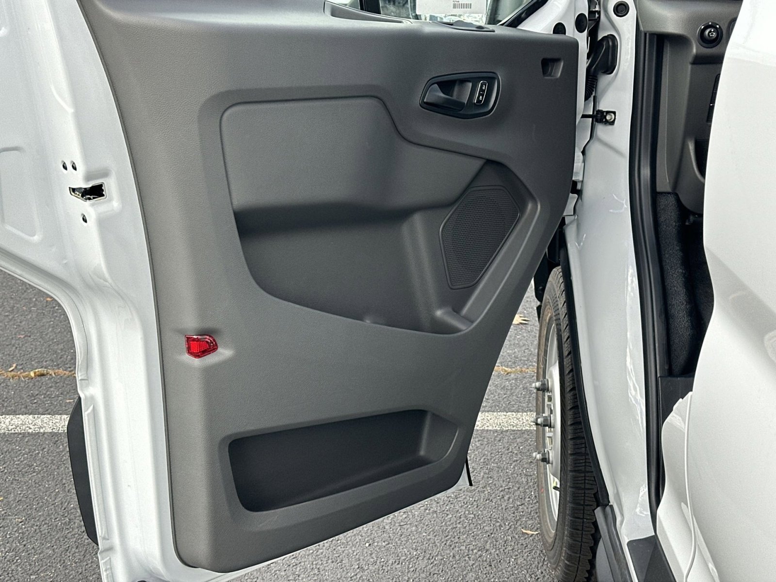New 2026 Ford Transit 250 148 Medium Roof w/ Load Area Protection Package image 15