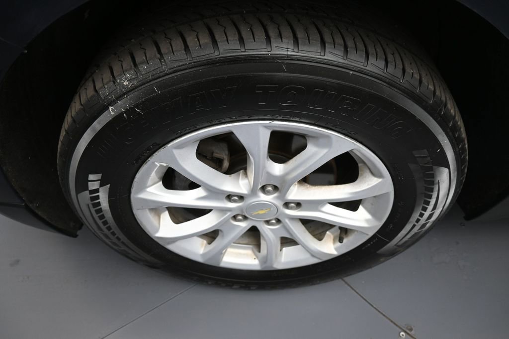 Used 2019 Chevrolet Equinox LS FWD image 14
