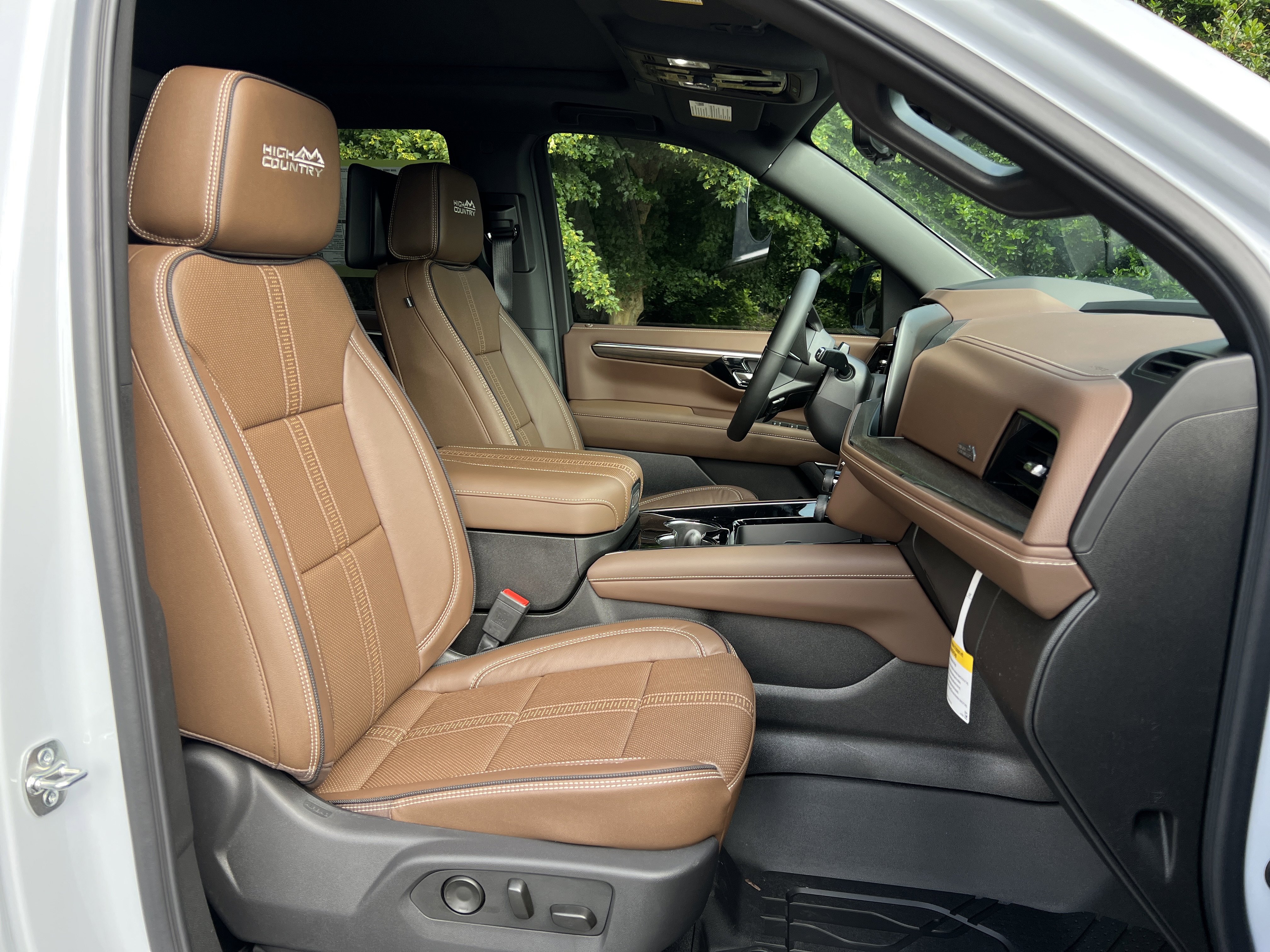 New 2026 Chevrolet Tahoe High Country AWD/4WD image 42