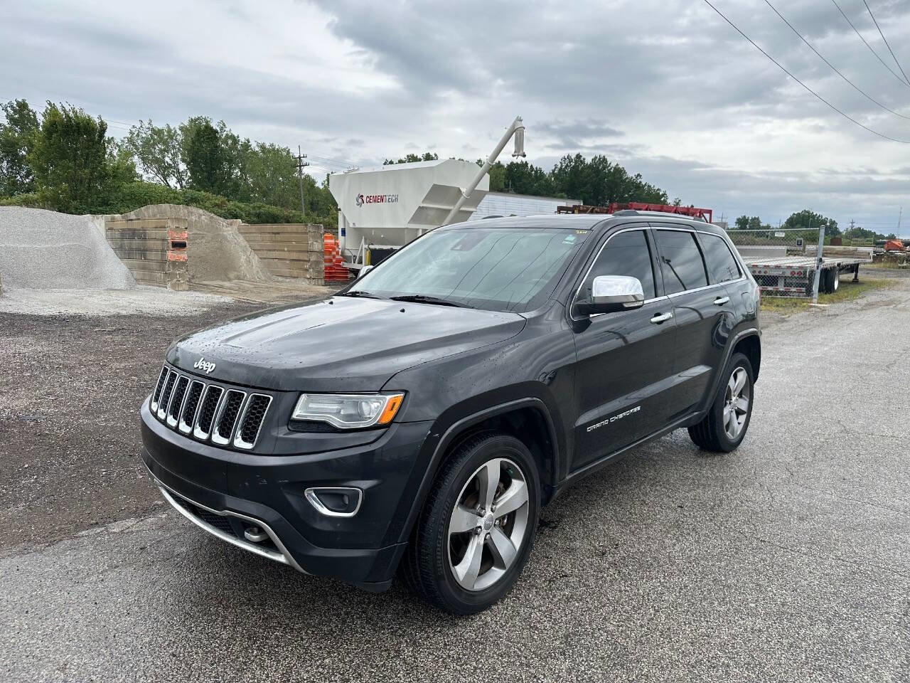 Used 2014 Jeep Grand Cherokee Overland image 5