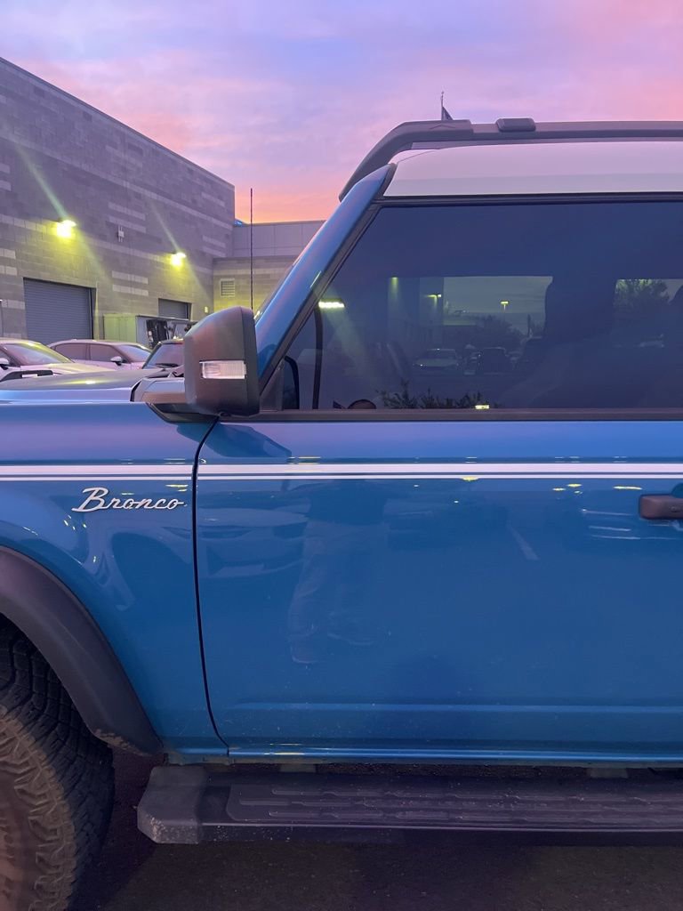 Used 2024 Ford Bronco Heritage Edition AWD/4WD image 5