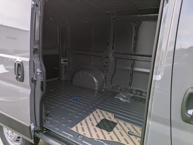 New 2026 RAM ProMaster 1500 w/ Cold Weather Group image 25