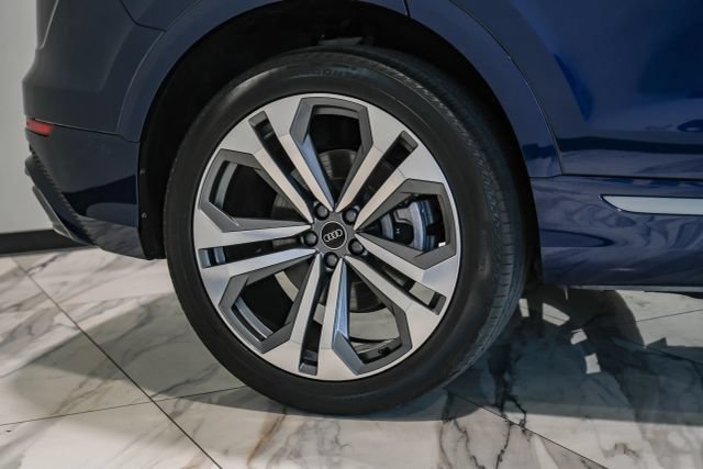 Used 2021 Audi Q8 Premium Plus w/ Premium Plus Package AWD/4WD image 56