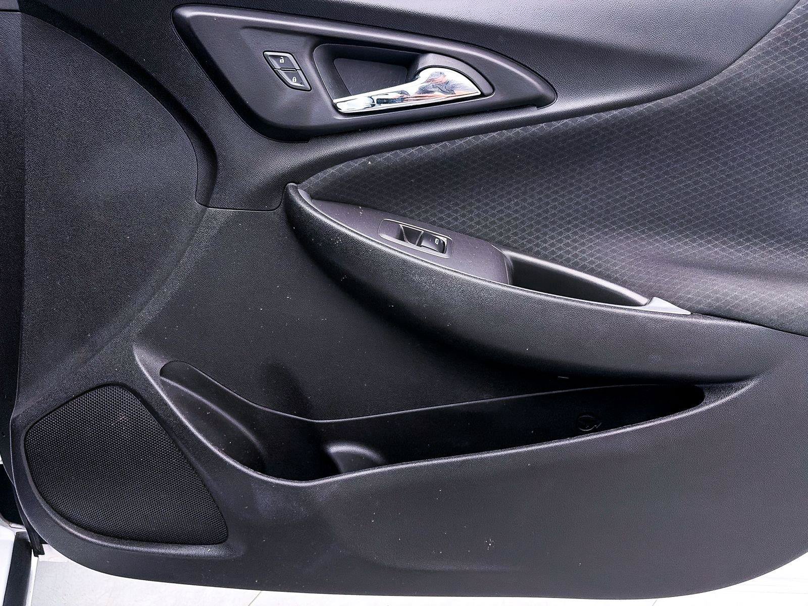 Used 2024 Chevrolet Malibu LS FWD image 31