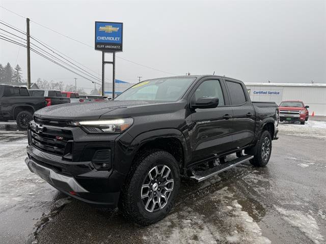 Used 2024 Chevrolet Colorado Z71 w/ Advanced Trailering Package image 2