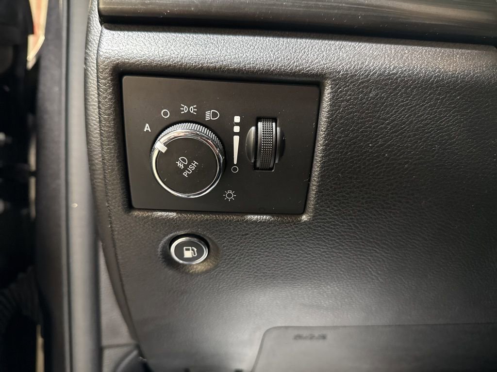 Certified 2020 Jeep Grand Cherokee Altitude image 24