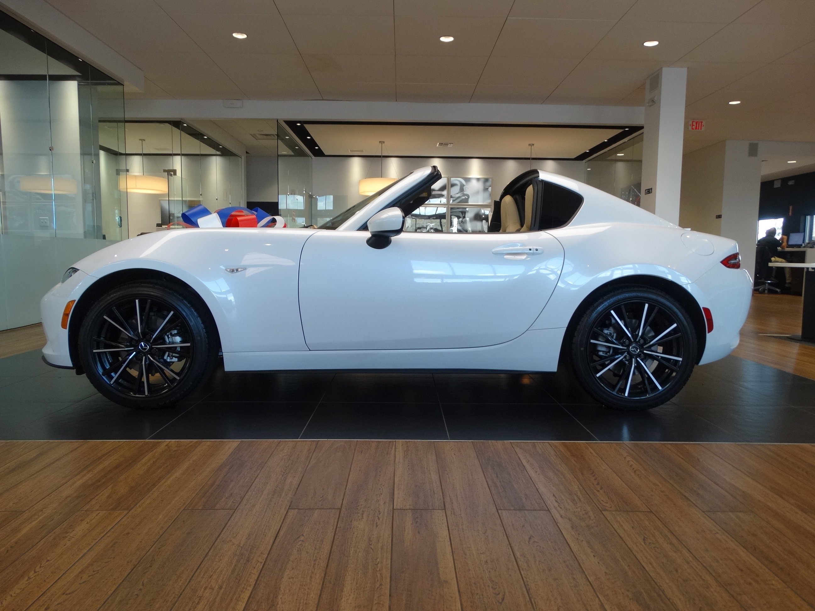 New 2025 MAZDA MX-5 Miata RF Grand Touring image 6