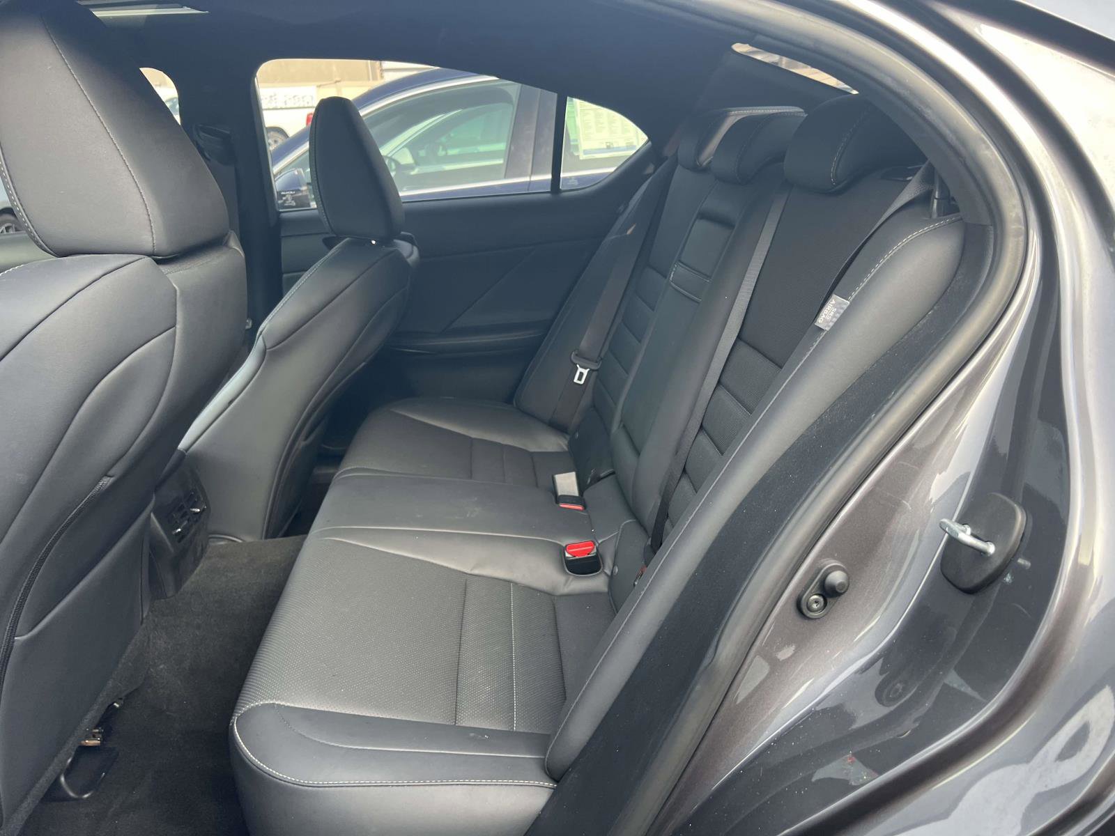Used 2023 Lexus IS 350 F Sport w/ Memory Package image 9