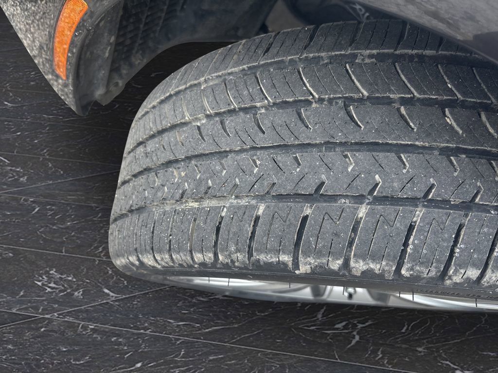 Used 2023 BMW 530i xDrive w/ Premium Package image 37