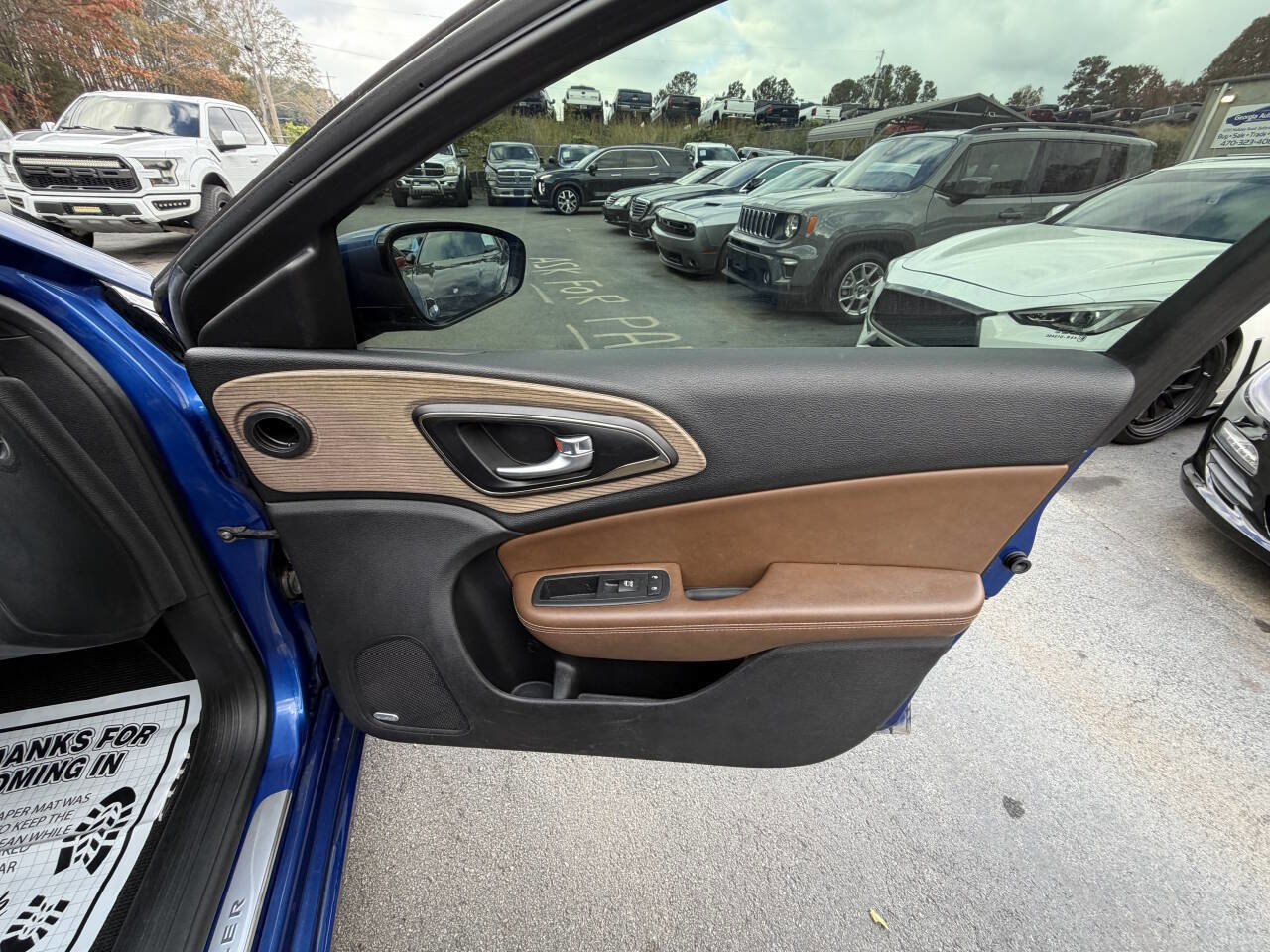 Used 2017 Chrysler 200 C w/ Premium Group image 27