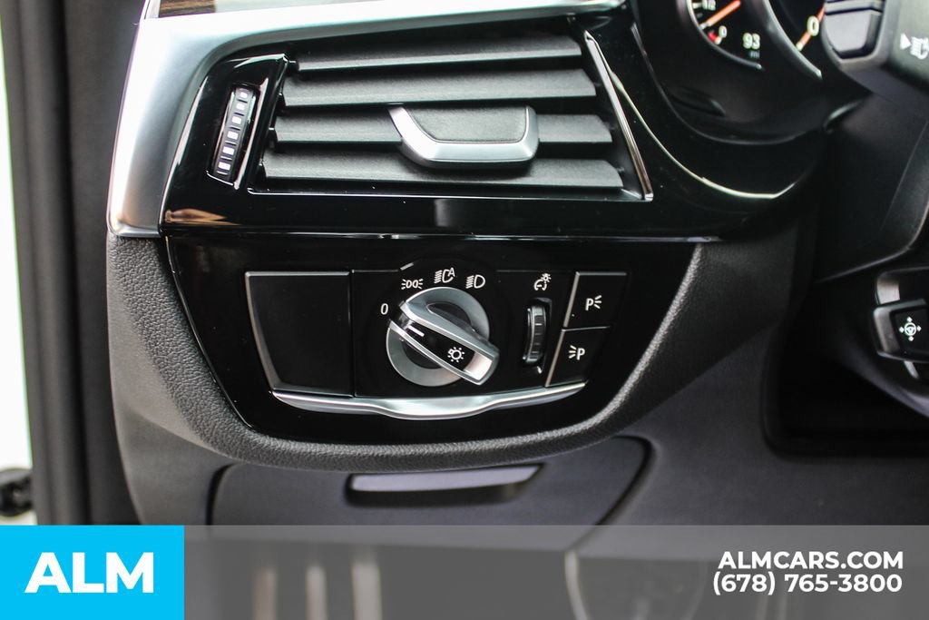 Used 2018 BMW 640i Gran Turismo xDrive AWD/4WD image 29