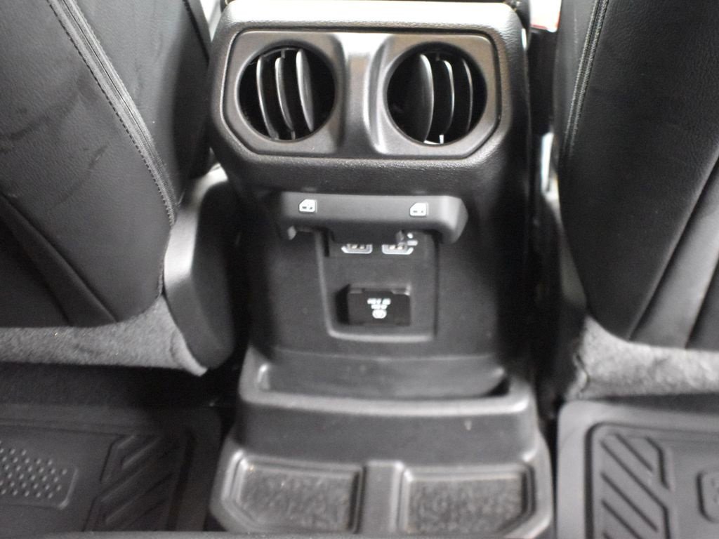 Used 2021 Jeep Wrangler Unlimited Sahara w/ Cold Weather Group image 18