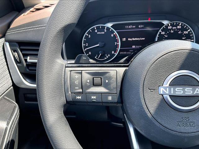 Used 2023 Nissan Rogue SV AWD/4WD image 22
