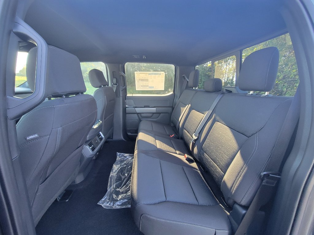New 2025 Ford F150 XLT image 30