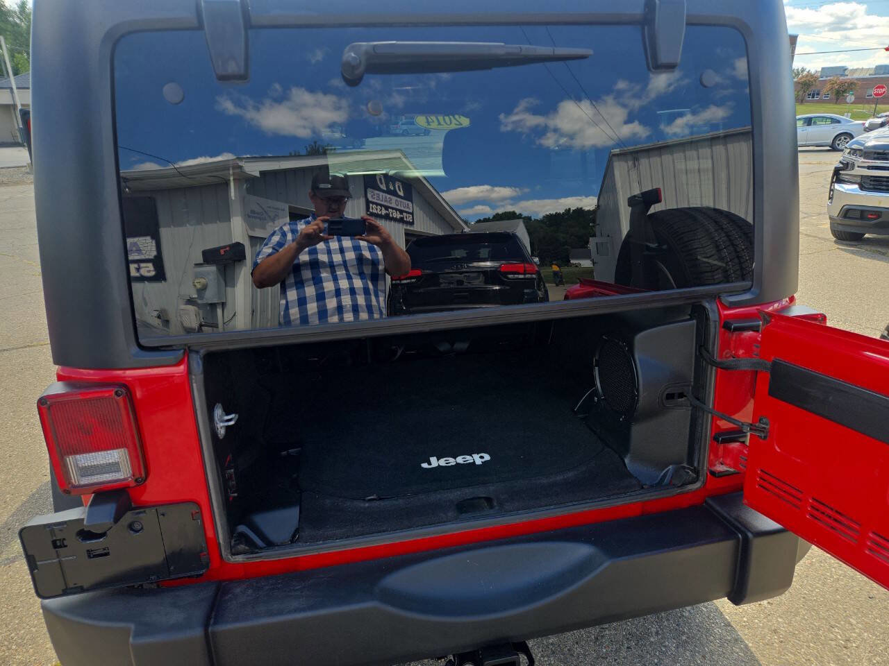 Used 2014 Jeep Wrangler Unlimited Sport w/ Quick Order Package 24S image 29