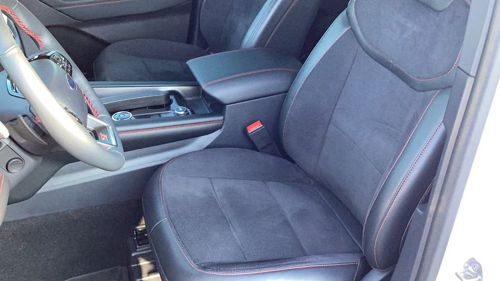 Used 2025 Ford Explorer ST image 25