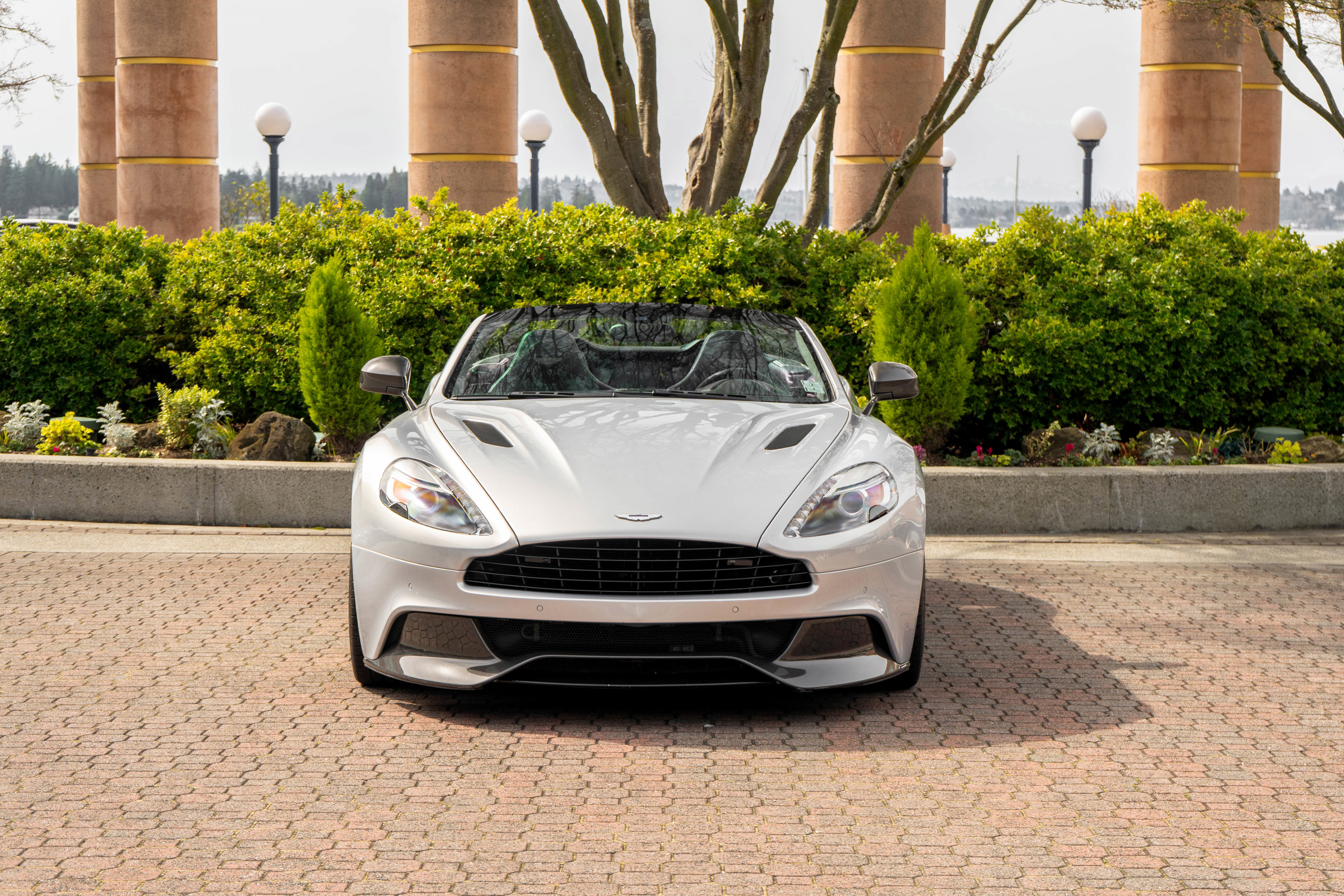 Used 2016 Aston Martin Vanquish Volante image 7