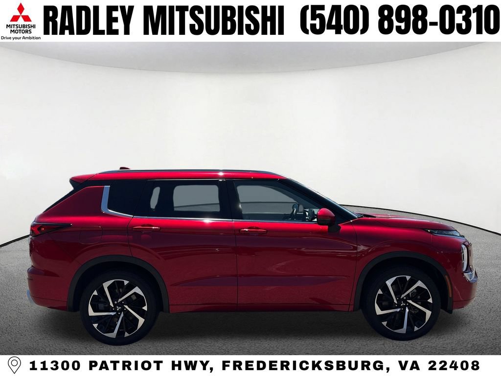 Used 2023 Mitsubishi Outlander SEL AWD/4WD image 20