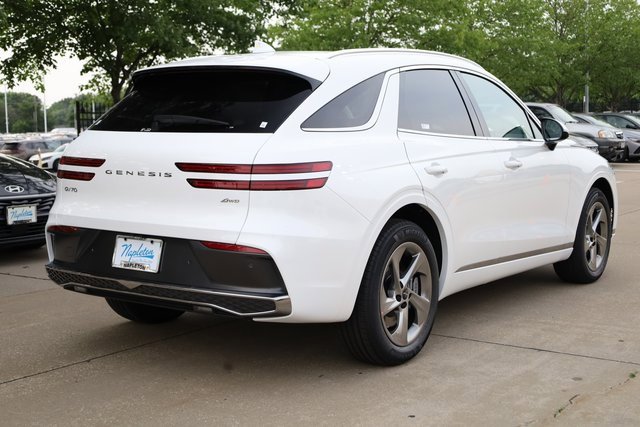 New 2026 Genesis GV70 2.5T Select image 5