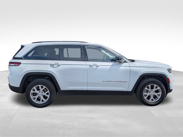 Used 2022 Jeep Grand Cherokee Limited AWD/4WD image 8