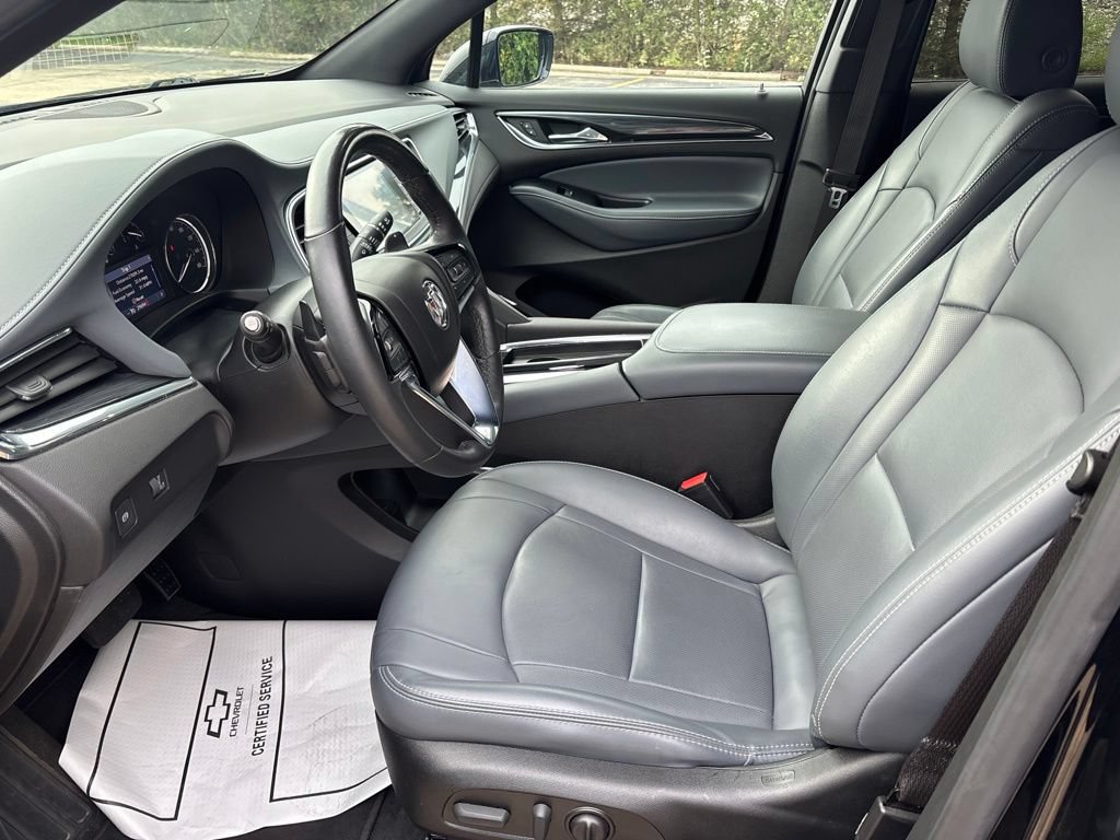 Used 2023 Buick Enclave Essence FWD image 9