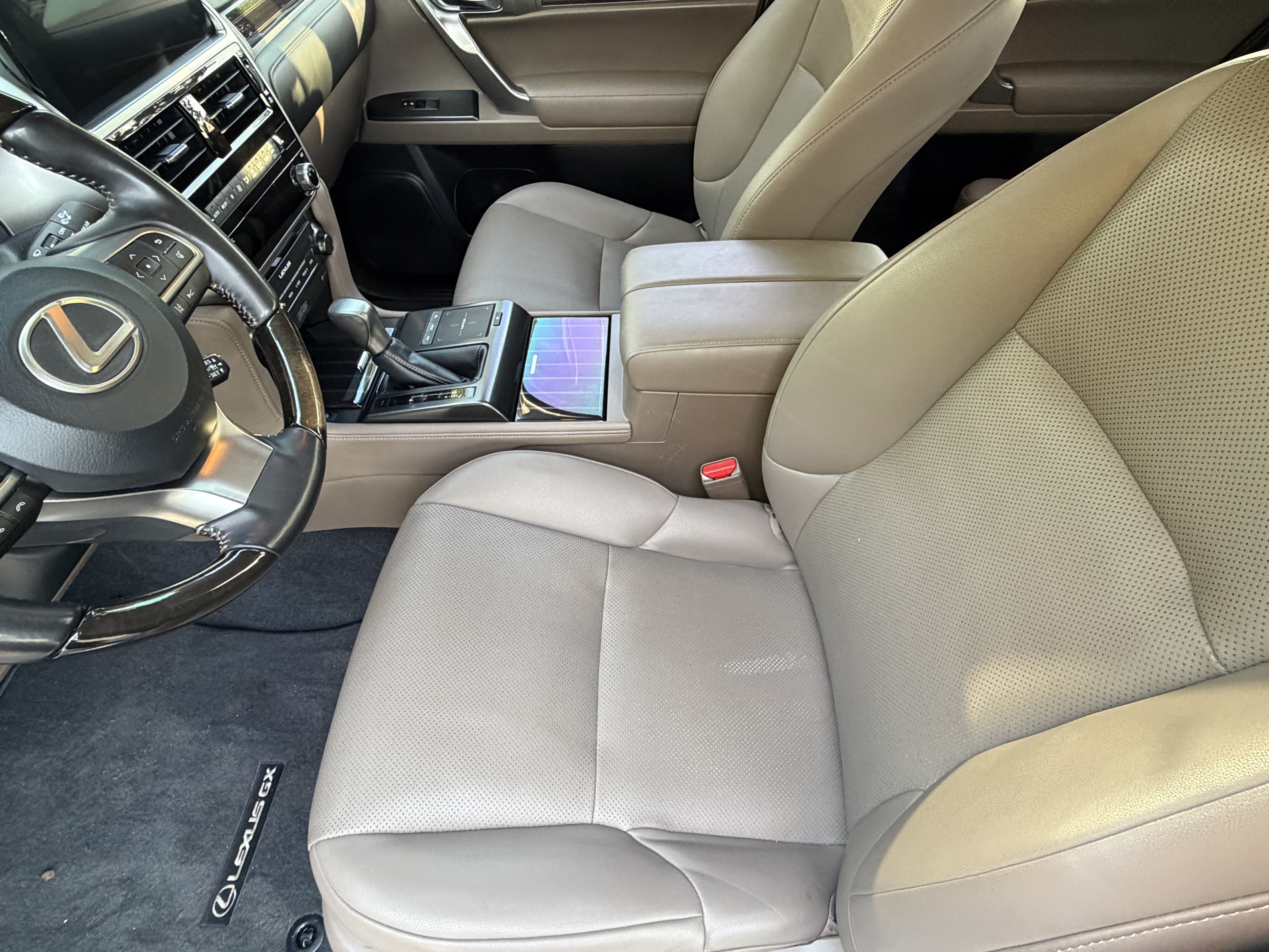 Certified 2023 Lexus GX 460 Premium w/ Accessory Package AWD/4WD image 18