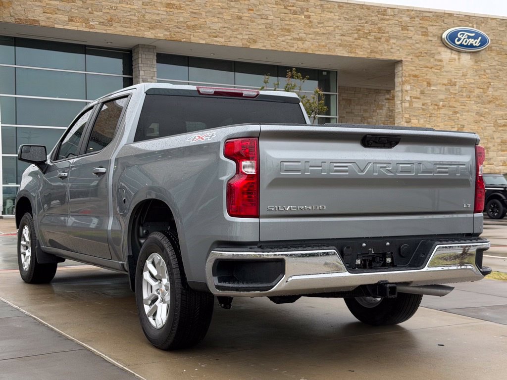 Used 2026 Chevrolet Silverado 1500 LT AWD/4WD image 9
